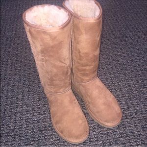 Ugg Classic Tall Size 7
